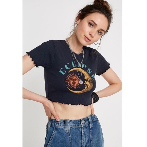 Urban Outfitters Eclipse Lettuce Edge Tee - Picture 2 of 7